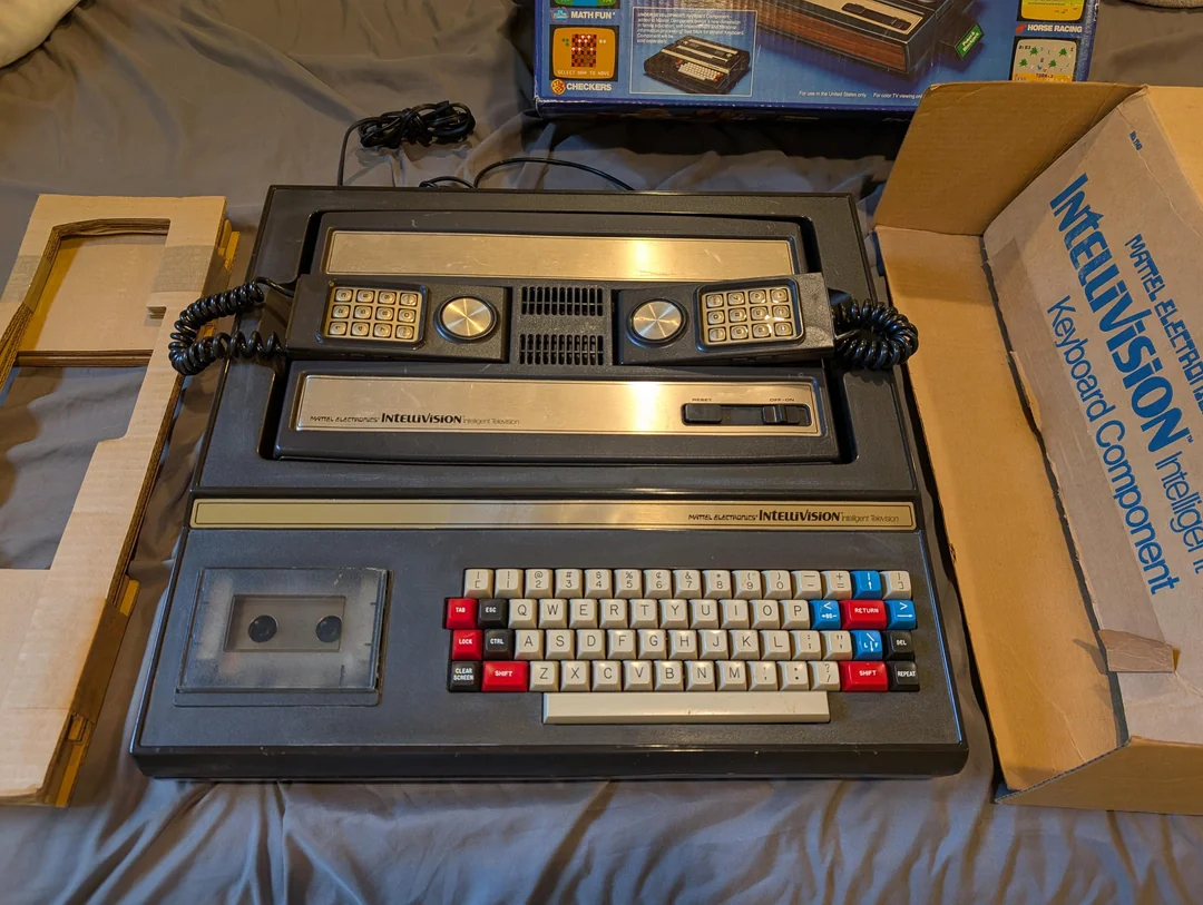 Intellivision Keyboard Component with Boxes